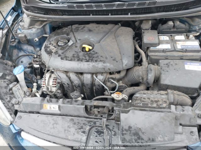 Photo 9 VIN: KMHDH4AE2GU569913 - HYUNDAI ELANTRA 