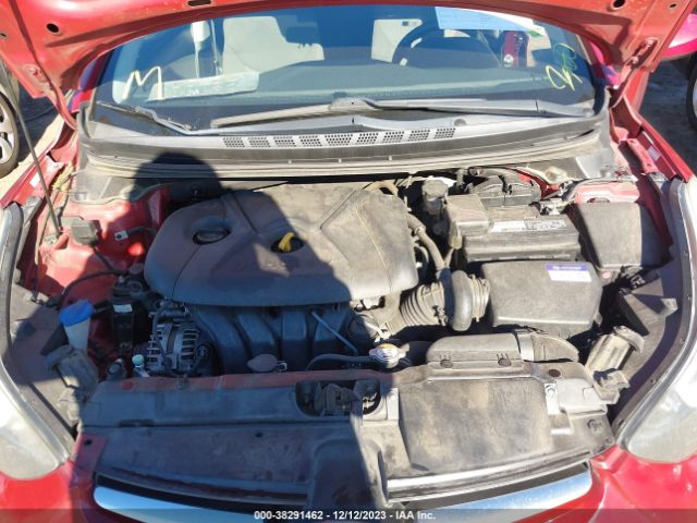 Photo 9 VIN: KMHDH4AE2GU574819 - HYUNDAI ELANTRA 