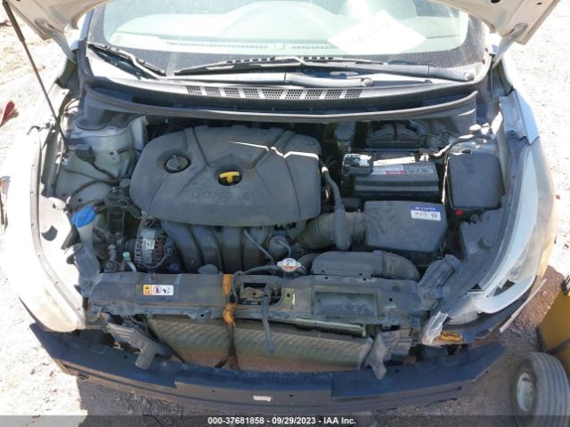 Photo 9 VIN: KMHDH4AE2GU575646 - HYUNDAI ELANTRA 