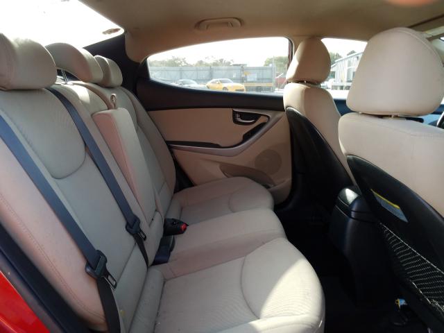 Photo 5 VIN: KMHDH4AE2GU650247 - HYUNDAI ELANTRA SE 