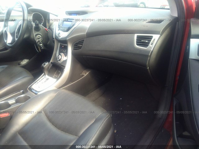 Photo 4 VIN: KMHDH4AE3BU100709 - HYUNDAI ELANTRA 