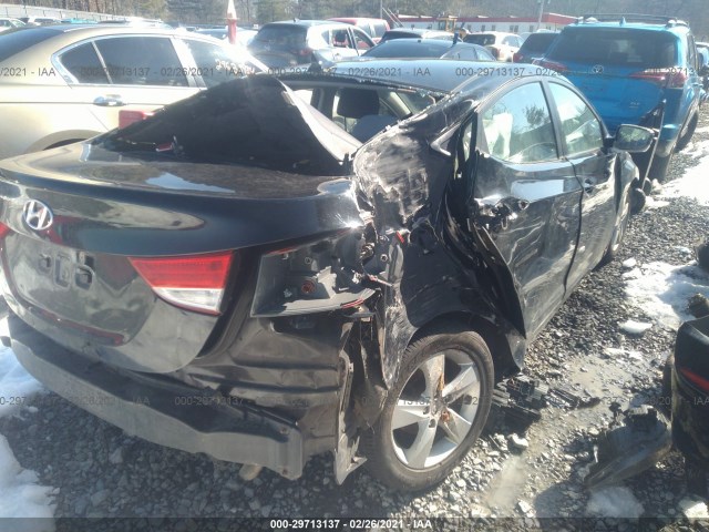 Photo 5 VIN: KMHDH4AE3BU105103 - HYUNDAI ELANTRA 