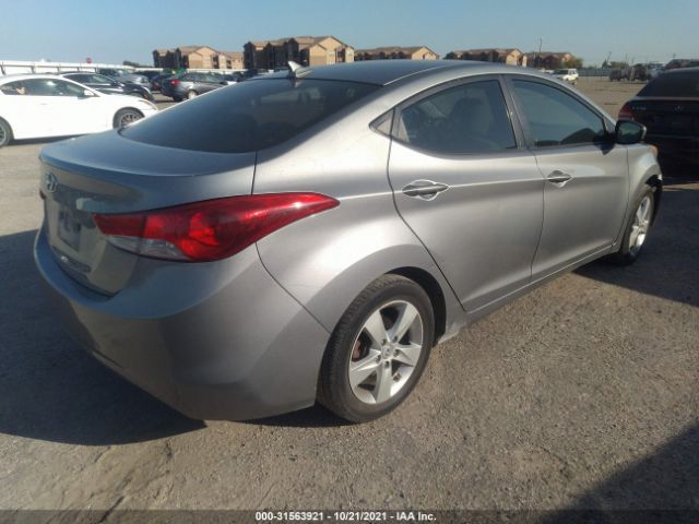 Photo 3 VIN: KMHDH4AE3BU109569 - HYUNDAI ELANTRA 