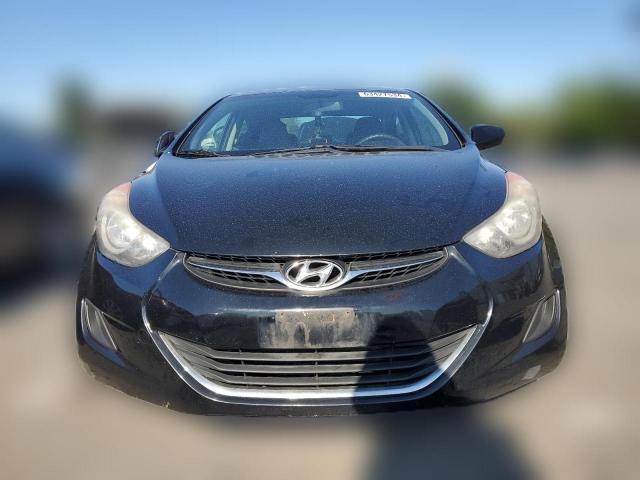 Photo 4 VIN: KMHDH4AE3BU113525 - HYUNDAI ELANTRA 