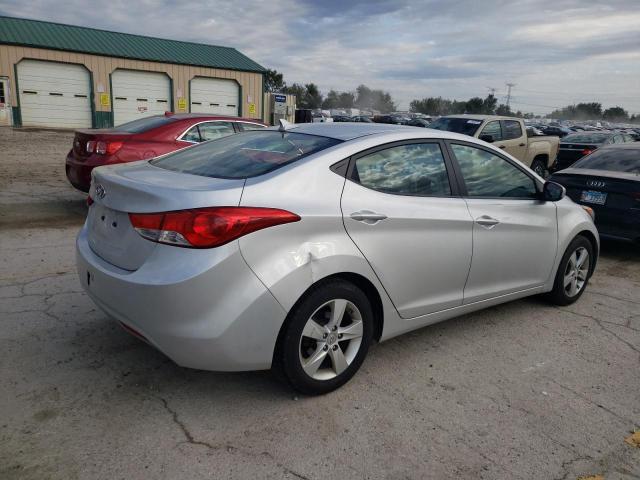 Photo 2 VIN: KMHDH4AE3BU122015 - HYUNDAI ELANTRA GL 