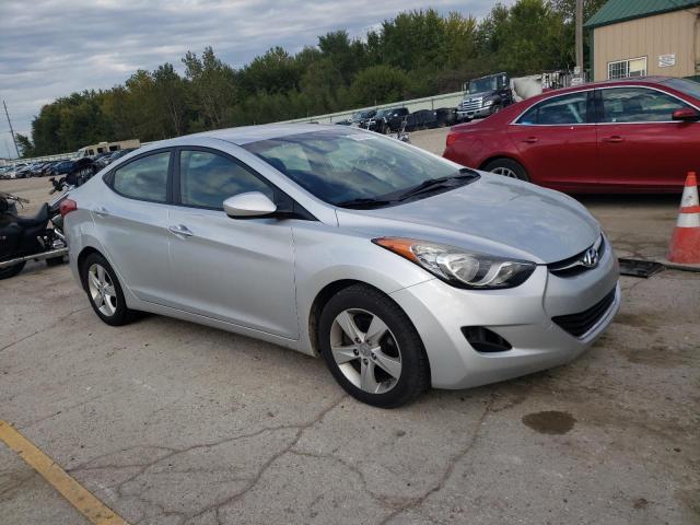 Photo 3 VIN: KMHDH4AE3BU122015 - HYUNDAI ELANTRA GL 