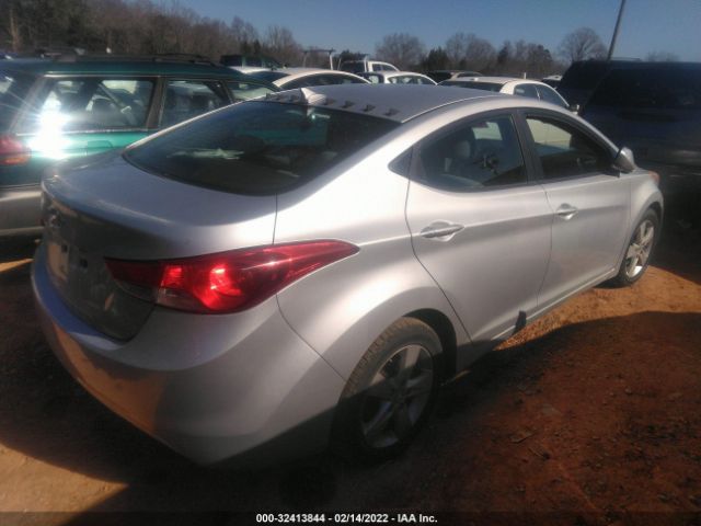 Photo 3 VIN: KMHDH4AE3BU134343 - HYUNDAI ELANTRA 