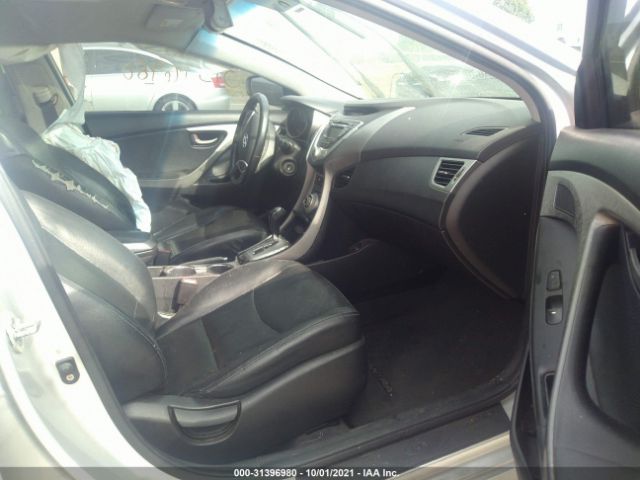 Photo 4 VIN: KMHDH4AE3BU147545 - HYUNDAI ELANTRA 