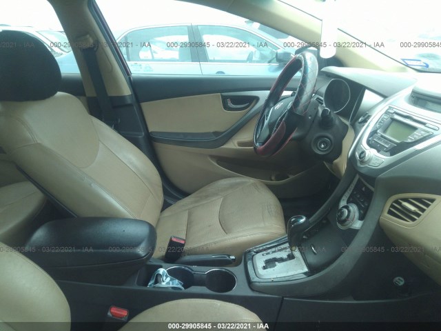 Photo 4 VIN: KMHDH4AE3BU153734 - HYUNDAI ELANTRA 