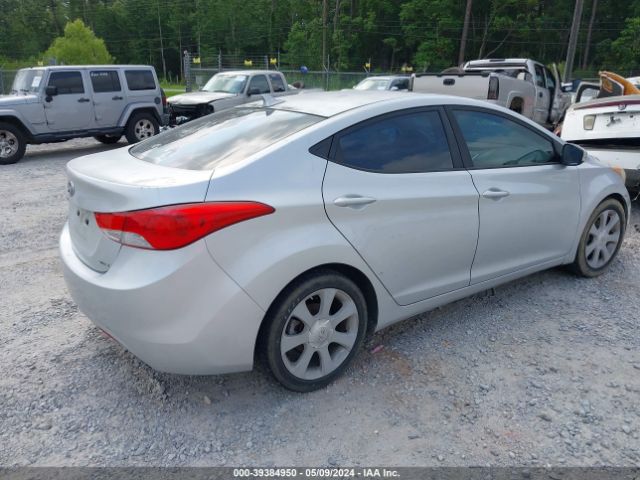 Photo 3 VIN: KMHDH4AE3BU162062 - HYUNDAI ELANTRA 