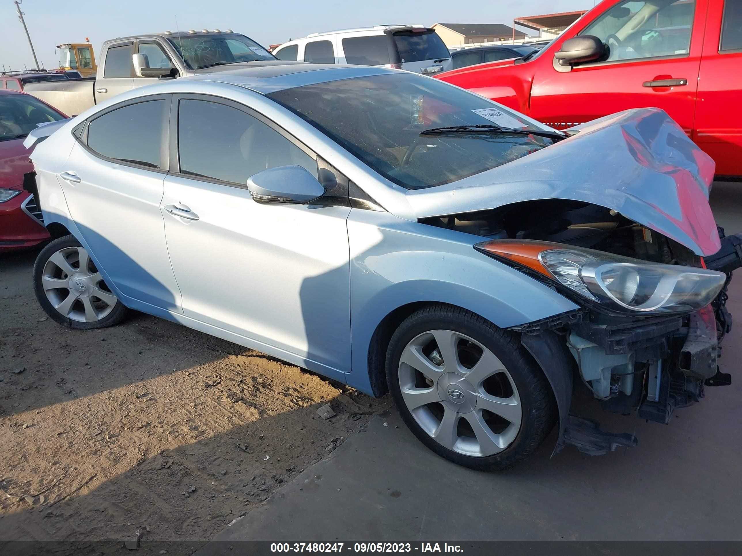 Photo 12 VIN: KMHDH4AE3CU196360 - HYUNDAI ELANTRA 