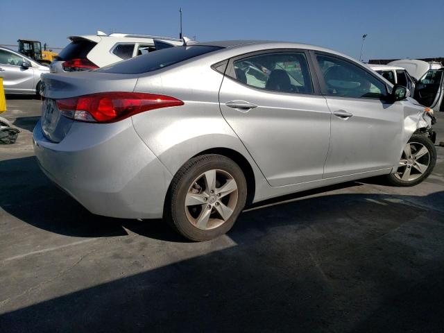 Photo 2 VIN: KMHDH4AE3CU205266 - HYUNDAI ELANTRA 