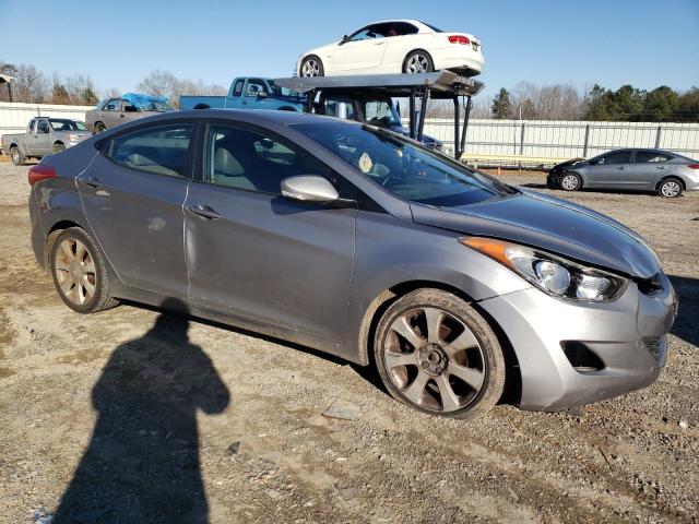 Photo 3 VIN: KMHDH4AE3CU215196 - HYUNDAI ELANTRA 