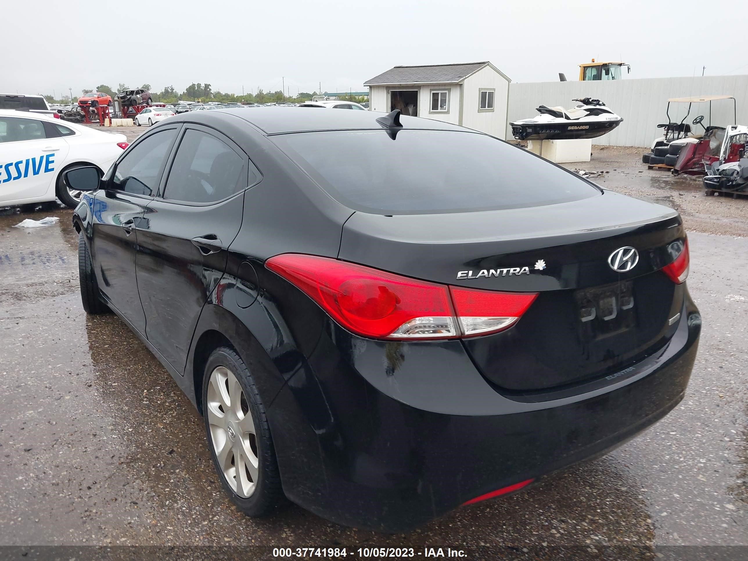 Photo 2 VIN: KMHDH4AE3CU243788 - HYUNDAI ELANTRA 