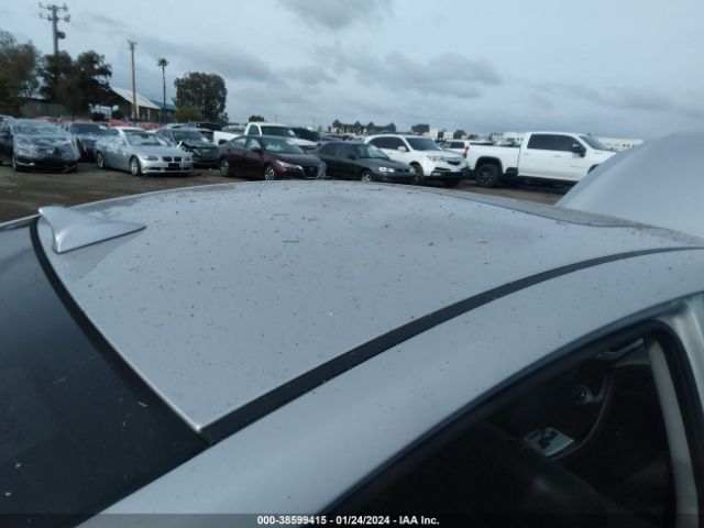 Photo 5 VIN: KMHDH4AE3CU247789 - HYUNDAI ELANTRA 