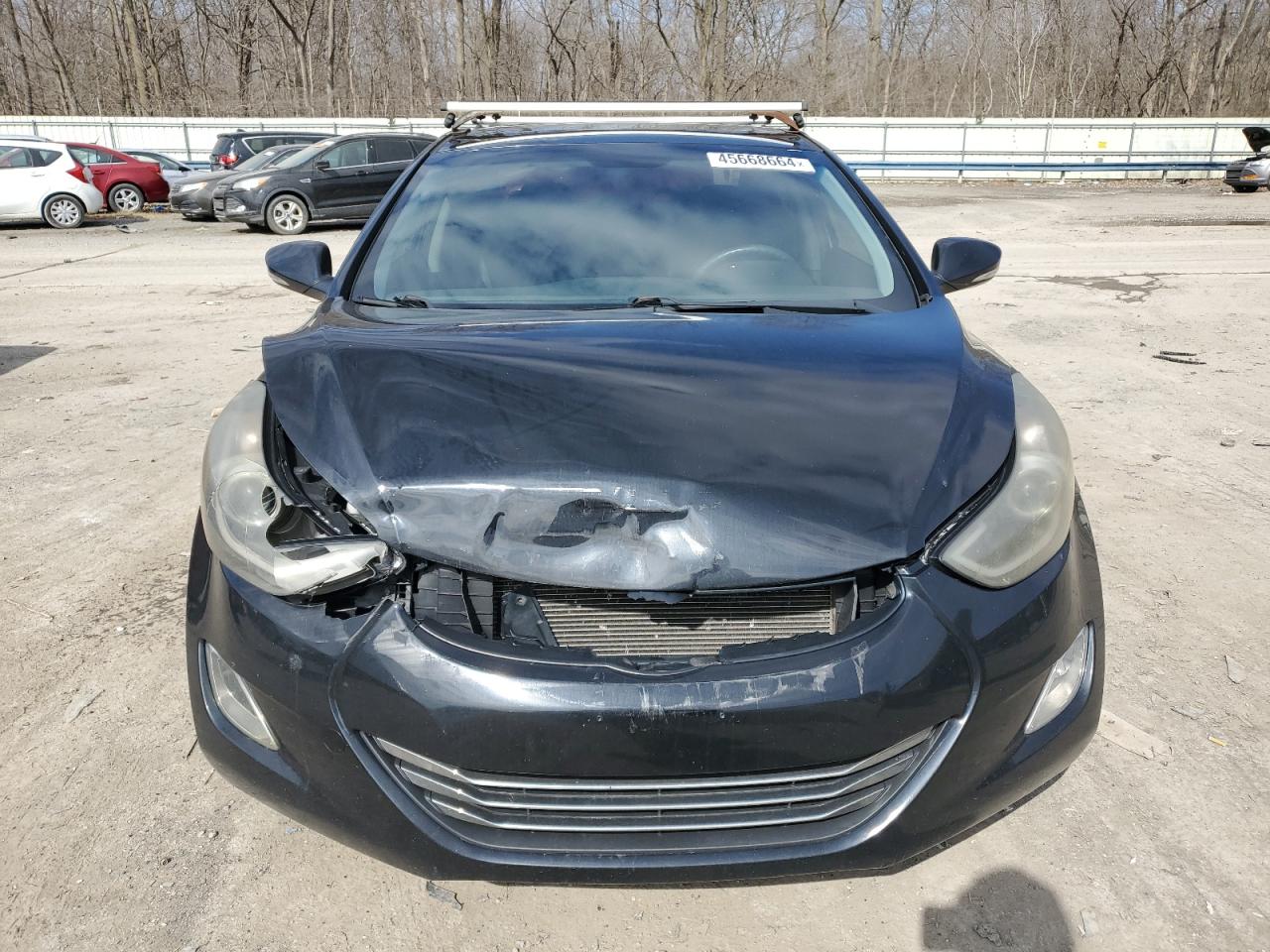 Photo 4 VIN: KMHDH4AE3CU258548 - HYUNDAI ELANTRA 