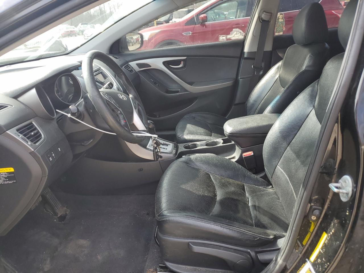 Photo 6 VIN: KMHDH4AE3CU258548 - HYUNDAI ELANTRA 