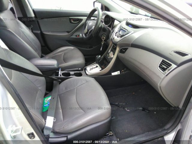 Photo 4 VIN: KMHDH4AE3CU260381 - HYUNDAI ELANTRA 