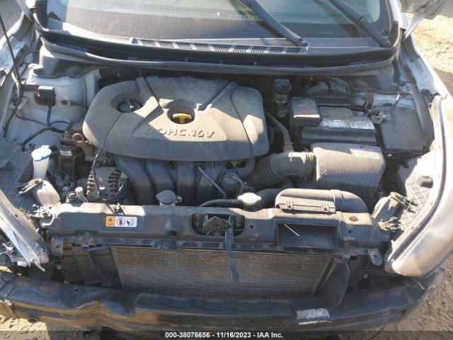 Photo 9 VIN: KMHDH4AE3CU301043 - HYUNDAI ELANTRA 