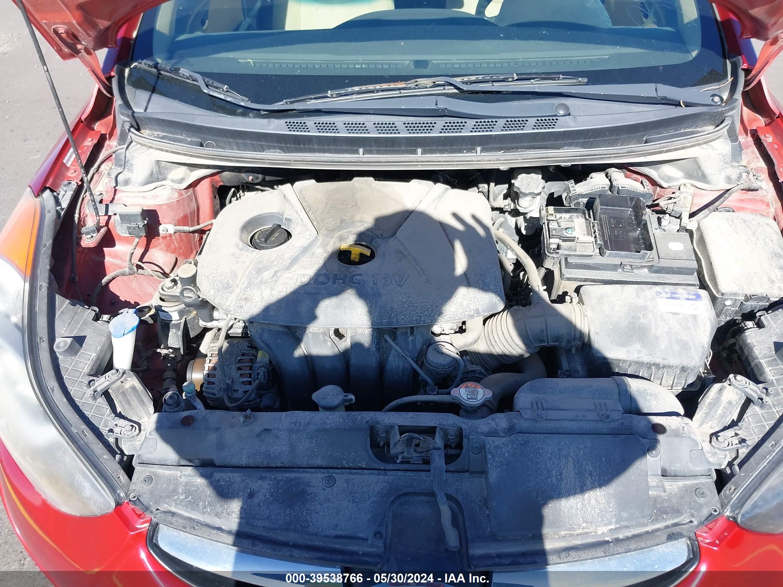 Photo 9 VIN: KMHDH4AE3CU305836 - HYUNDAI ELANTRA 