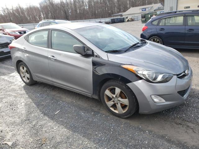 Photo 3 VIN: KMHDH4AE3CU310275 - HYUNDAI ELANTRA 