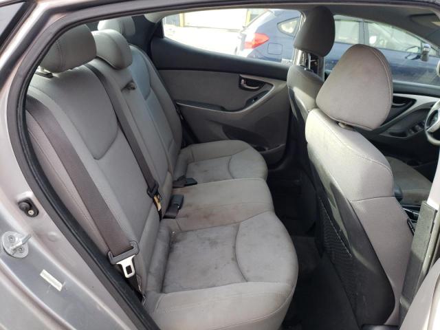 Photo 9 VIN: KMHDH4AE3CU310275 - HYUNDAI ELANTRA 