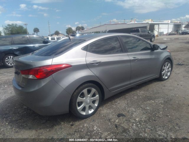 Photo 3 VIN: KMHDH4AE3CU317775 - HYUNDAI ELANTRA 