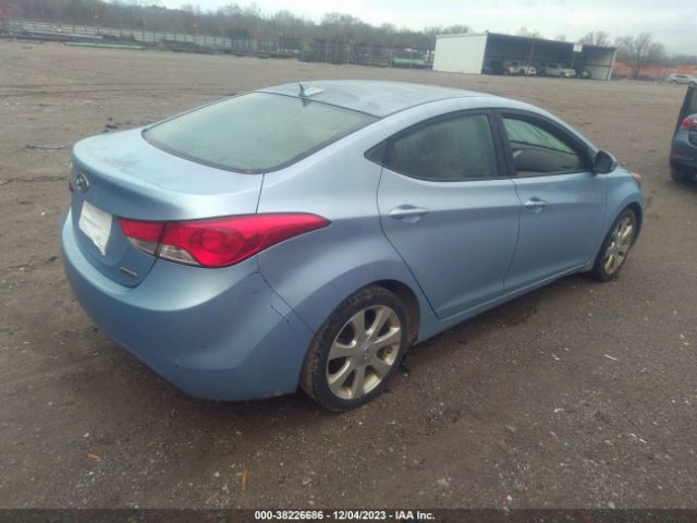 Photo 3 VIN: KMHDH4AE3CU325164 - HYUNDAI ELANTRA 