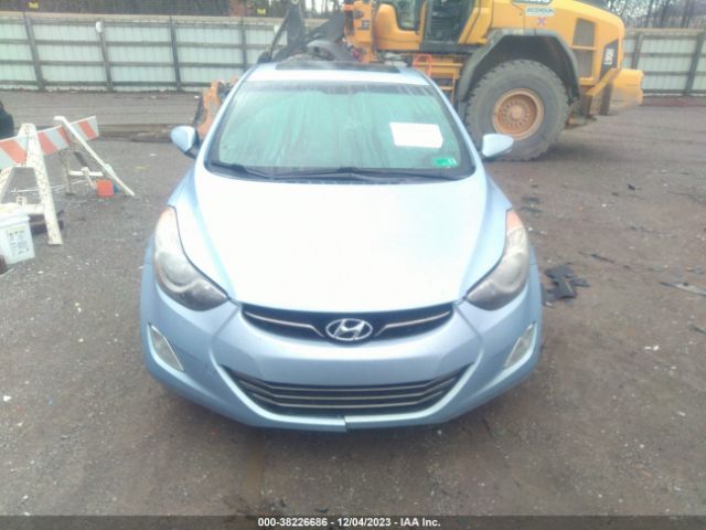 Photo 5 VIN: KMHDH4AE3CU325164 - HYUNDAI ELANTRA 