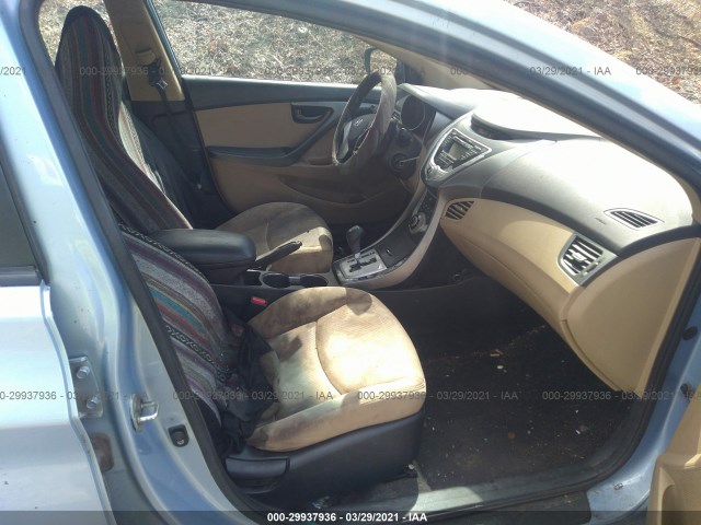 Photo 4 VIN: KMHDH4AE3CU442730 - HYUNDAI ELANTRA 