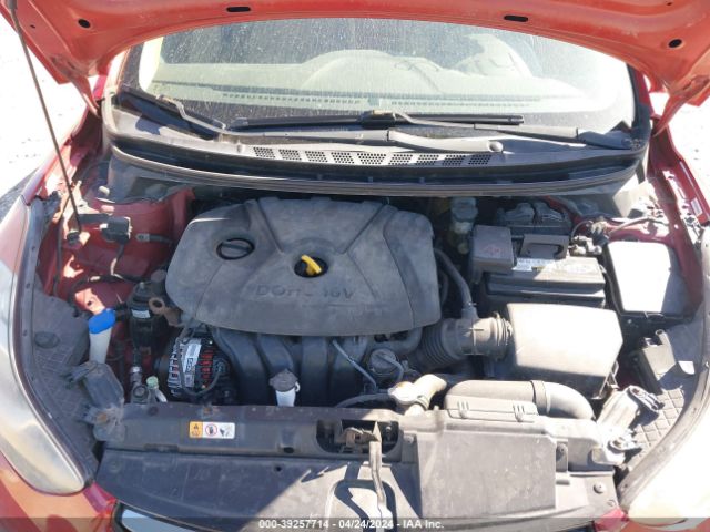 Photo 9 VIN: KMHDH4AE3CU462539 - HYUNDAI ELANTRA 