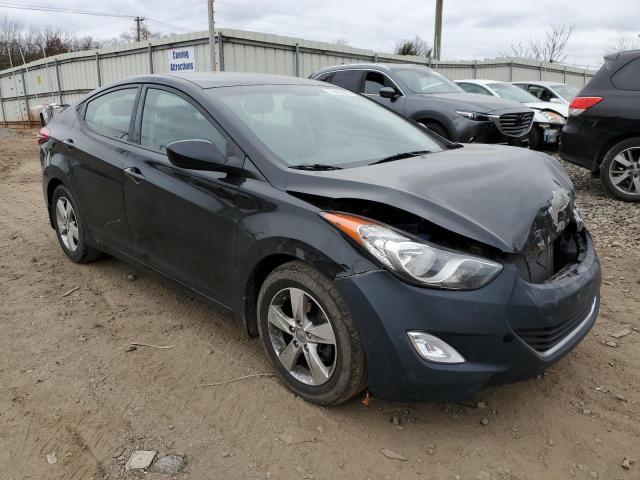 Photo 3 VIN: KMHDH4AE3DU020863 - HYUNDAI ELANTRA 