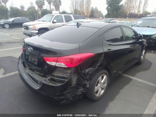 Photo 3 VIN: KMHDH4AE3DU504855 - HYUNDAI ELANTRA 