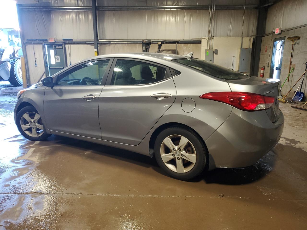 Photo 1 VIN: KMHDH4AE3DU561363 - HYUNDAI ELANTRA 