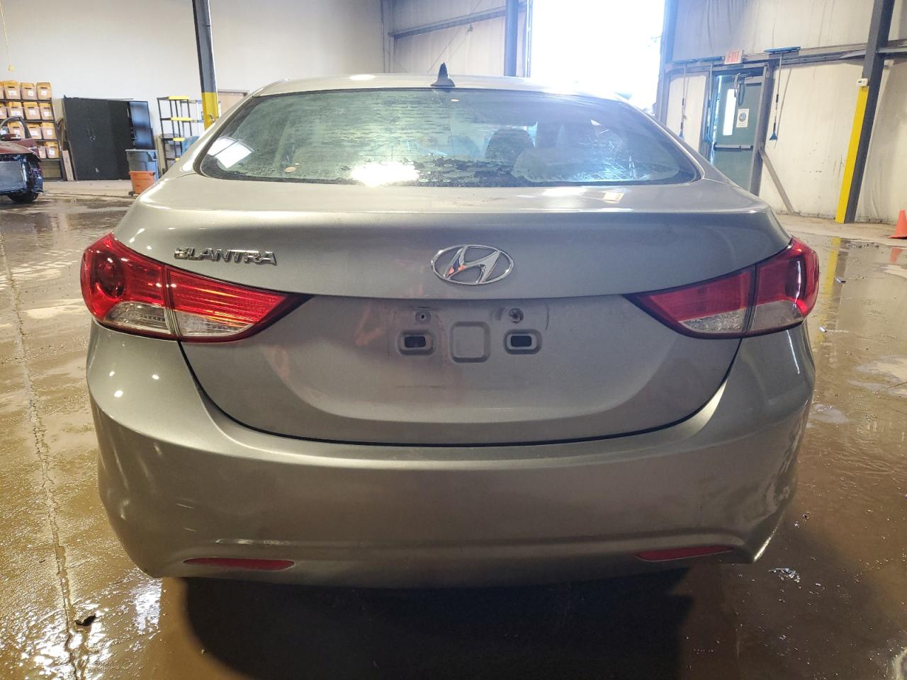 Photo 5 VIN: KMHDH4AE3DU561363 - HYUNDAI ELANTRA 