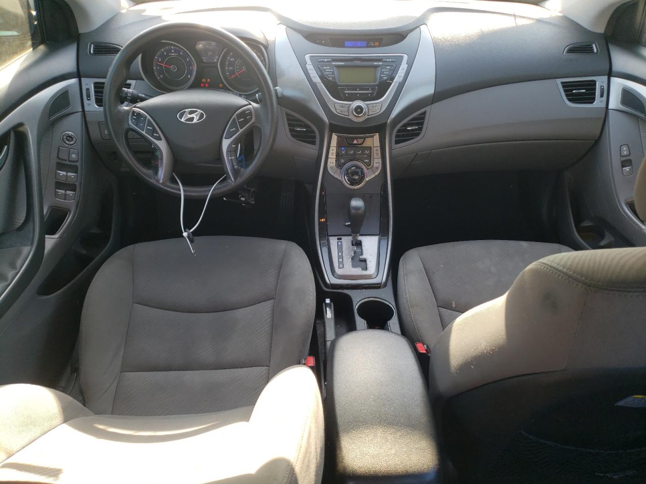 Photo 7 VIN: KMHDH4AE3DU561363 - HYUNDAI ELANTRA 