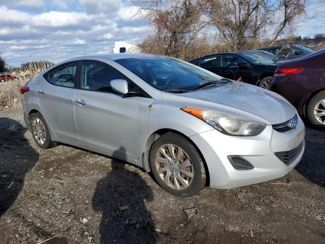 Photo 3 VIN: KMHDH4AE3DU569074 - HYUNDAI ELANTRA 