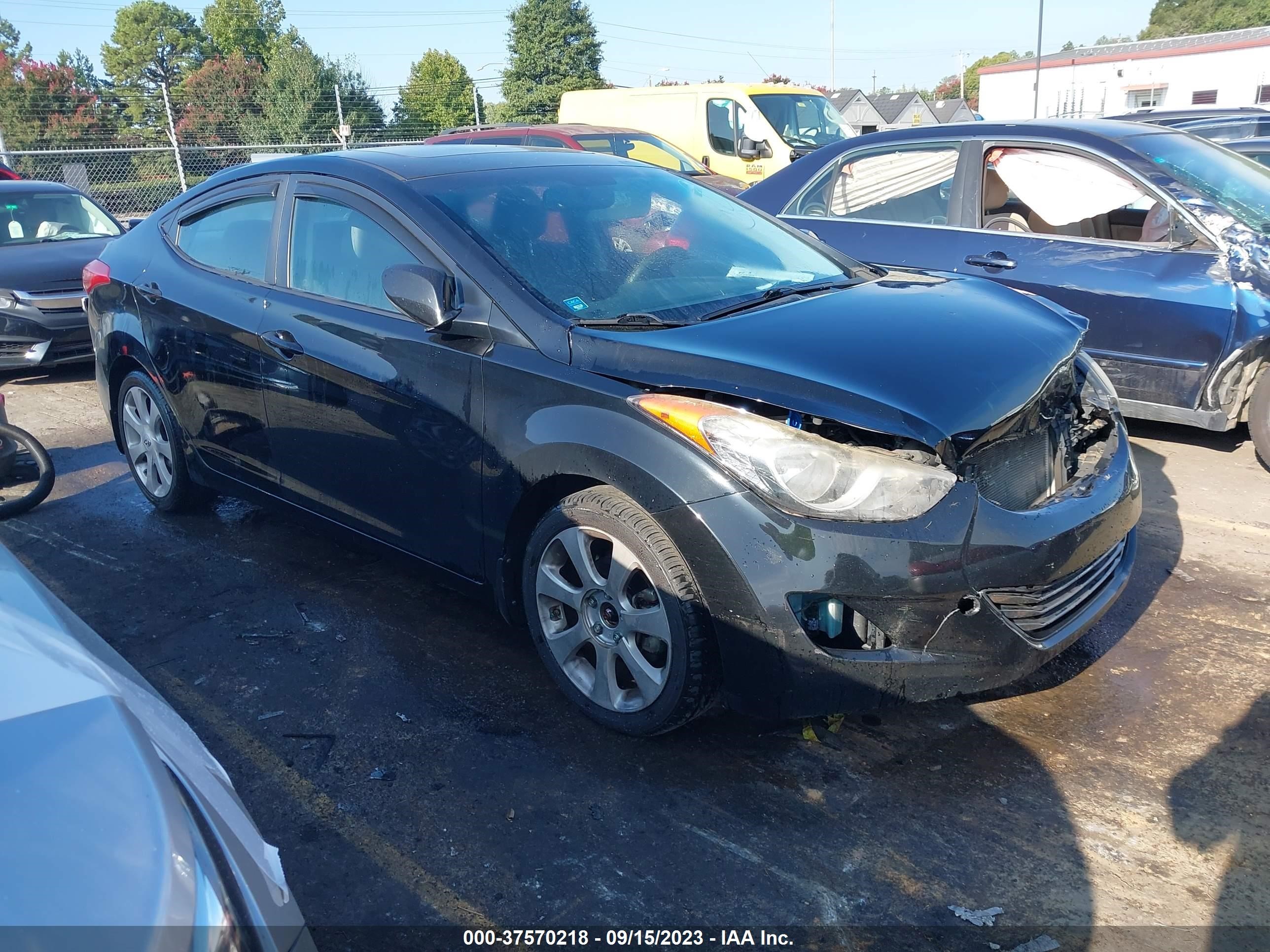 Photo 0 VIN: KMHDH4AE3DU614398 - HYUNDAI ELANTRA 