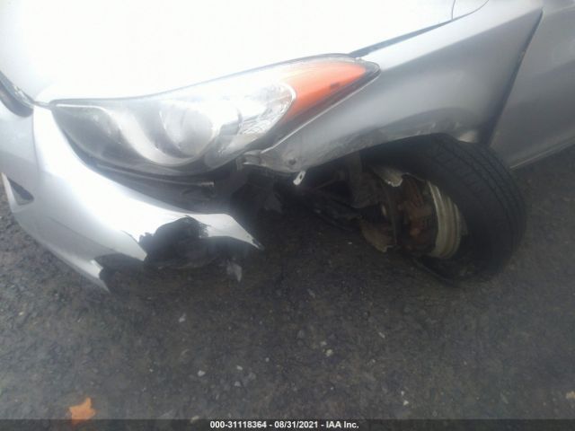 Photo 5 VIN: KMHDH4AE3DU659132 - HYUNDAI ELANTRA 