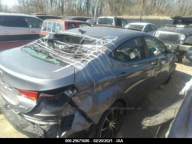 Photo 3 VIN: KMHDH4AE3DU672852 - HYUNDAI ELANTRA 