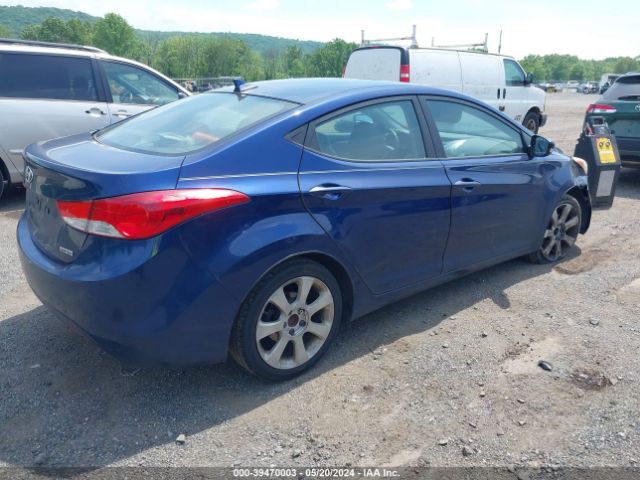 Photo 3 VIN: KMHDH4AE3DU702223 - HYUNDAI ELANTRA 