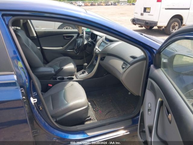 Photo 4 VIN: KMHDH4AE3DU702223 - HYUNDAI ELANTRA 