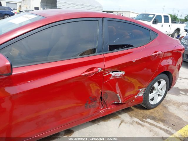 Photo 5 VIN: KMHDH4AE3DU706966 - HYUNDAI ELANTRA 