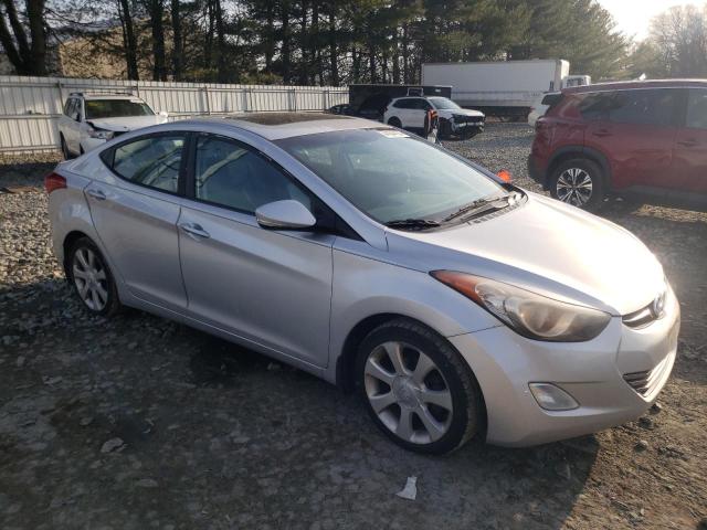 Photo 3 VIN: KMHDH4AE3DU844975 - HYUNDAI ELANTRA 