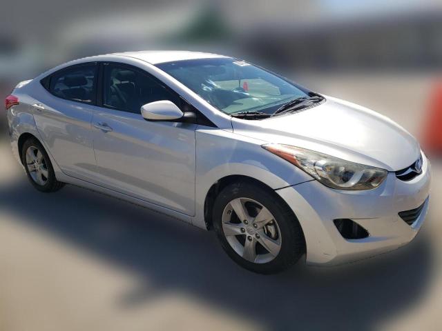 Photo 3 VIN: KMHDH4AE3DU872968 - HYUNDAI ELANTRA 