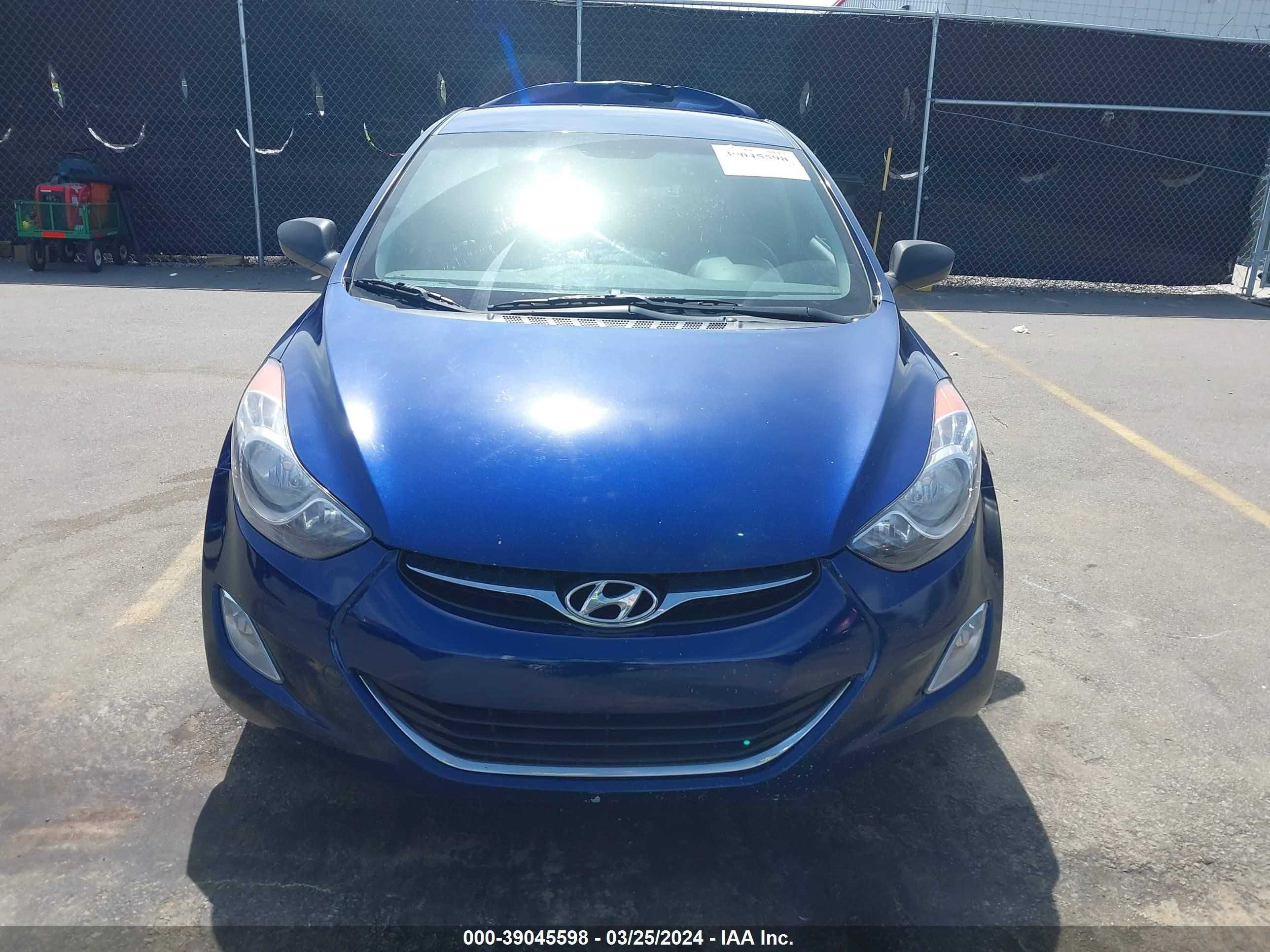 Photo 11 VIN: KMHDH4AE3DU879032 - HYUNDAI ELANTRA GL 