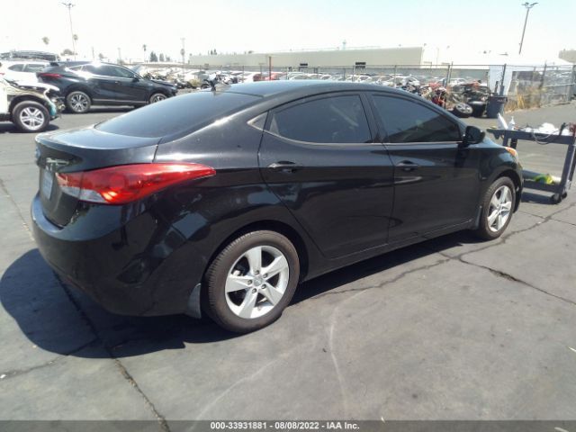 Photo 3 VIN: KMHDH4AE3DU887096 - HYUNDAI ELANTRA 