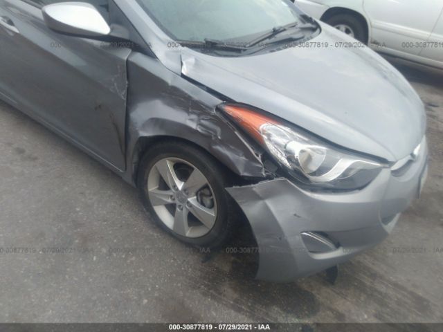 Photo 5 VIN: KMHDH4AE3DU928231 - HYUNDAI ELANTRA 