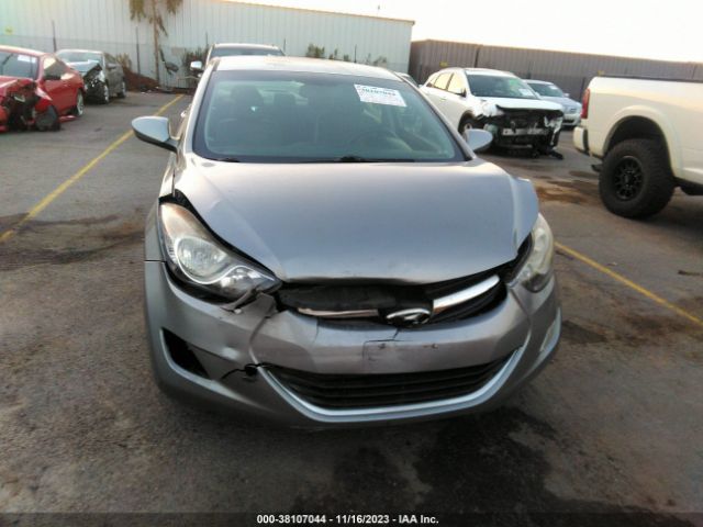 Photo 5 VIN: KMHDH4AE3DU936569 - HYUNDAI ELANTRA 