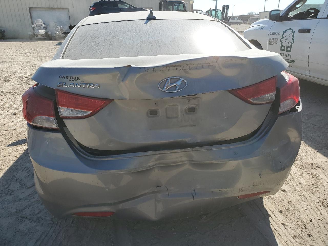 Photo 5 VIN: KMHDH4AE3DU947894 - HYUNDAI ELANTRA 